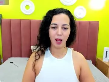 lindainsatiable — put clamps on nipples [69 tokens left] ready to get spectacular experience? #smalltits #bigass #mature #lovense #milf