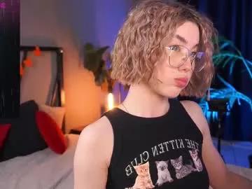 Freechat lindathacker on Chaturbate