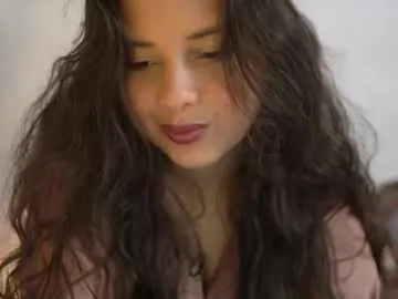 lirio05 — Hi!! check tip menu to play  #latina #sensual #feet