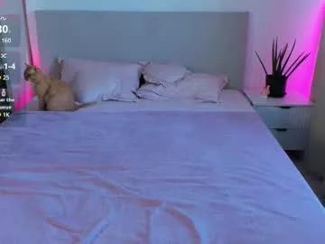 Away lisa_moons on Chaturbate
