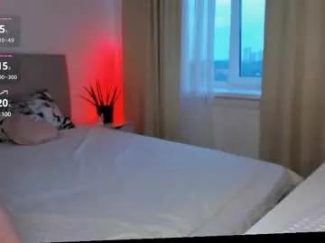 Away lisa_moons on Chaturbate