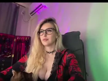 liya_ray — Silent dance tease  #joi #femdom #feet #findom #mistress [940 tokens remaining]