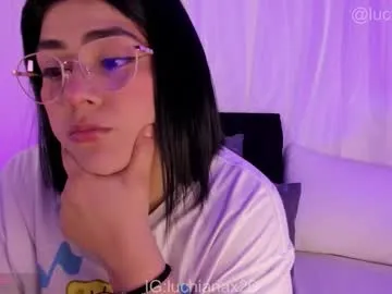 lucy266_ on Chaturbate