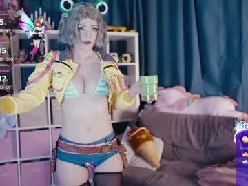 Freechat madnessalise on Chaturbate