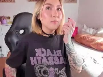 maeeve_ — Special Patterns  50-99-150-200 Let's have an unforgettable orgasms #squirt #bigboobs #lovense #deepthroat roat #latina