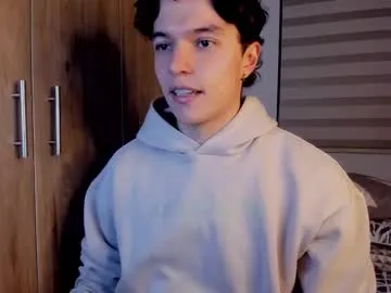 mastrangelo_x on Chaturbate