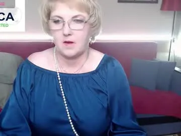 mature_blonde7 — GOAL: take off your bra [36 tokens remaining] Welcome to the real man! #mommy #mature #bigtits #glasses #nonude