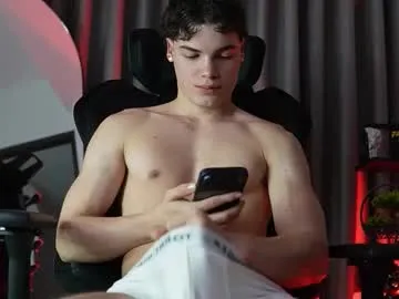 max_cortes1_ — #bigcock #muscle #twink #hairy #lovense