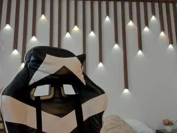 megan_cooper28 — MAKE ME WET UNTIL I GET HOT TO TAKE OFF MY CLOTHES, DOMI 5MIN [420 tokens left] #bigboobs #tease #natural #longhair #domi