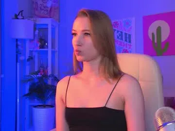 meganrodgers — GOAL:  dance to your song [300 tokens remaining] Welcome to my room! #new #smalltits #cute #shy #dance