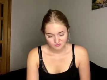 melaniepavan — GOAL: remove my top [26 tokens remaining] Hiii, I'am Nelly) My fav pattern 33/66/125/350>-< #18 #shy #new #bigass #tall