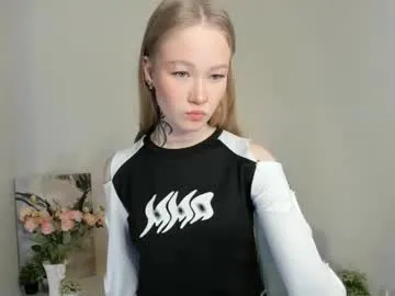 melodievejar — lick sexy lips [18 tokens left] Glad to see you in my room today we choose my favorite pattern in Lovense #lovense #young #smalltits #18 #blonde