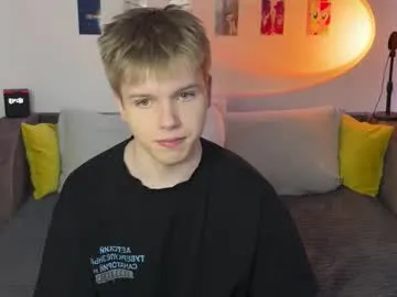 metratok — GOAL: flash cock [66 tokens remaining] welcome to my room #twink #teen #lovense #18