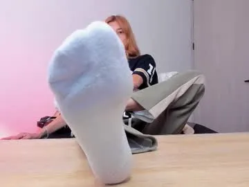 mialenox — suck my toes [70 tokens left] #feet #pantyhose  #cuckold #mistress #slave