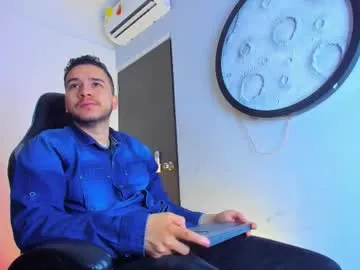 mike_256 — SELFSUCK [66 tokens left] Do you dare to stay and discover what I hide underneath? #bigcock #cum #selfsuck #master #gay