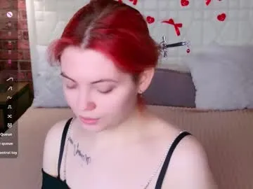 mila_taylorrr — Hello! It's Lisa here! Goal: Blow a kiss fo my lovers [11 tokens remaining] #cute #erotic #curvy #teen #bigboobs