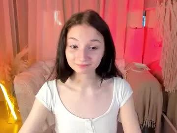 Freechat milliminimouse on Chaturbate
