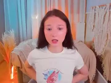 Freechat milliminimouse on Chaturbate