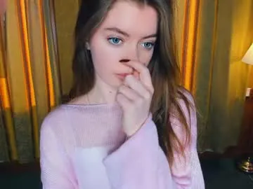 mintykisss — let's see my new outfit   #shy #lovense #new #skinny #cute [25 tokens remaining]