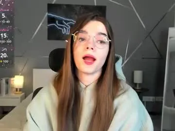 misss_evelyne — put on a dress [36 tokens left] #new #shy #young #skinny #18