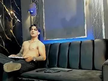 mr_maximo on Chaturbate 