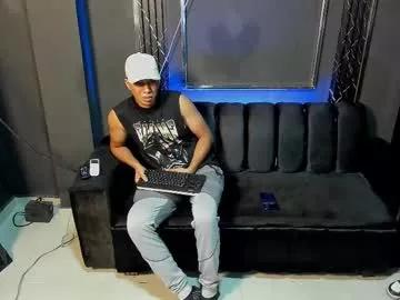 mr_maximo on Chaturbate 