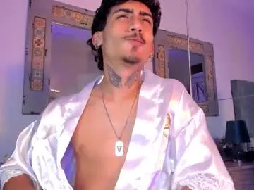 mr_strike on Chaturbate