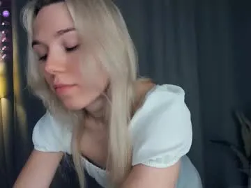 myviolet_rush on Chaturbate