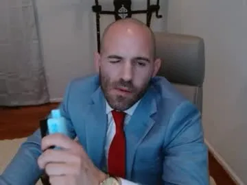 nakedpreacher89 — I'm back. Conversation is free. Energy is not ;). Menu on. PVT open. Links & vids in bio #master #alpha #uncut #muscle #hairy