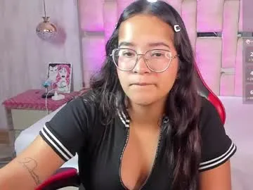 natashacakes — GOAL: Sexy Dance Naked In Oil [98 tokens remaining] Welcome to my room! #feet #curvy #bigass #lovense #new