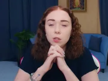 nelliemathers on Chaturbate