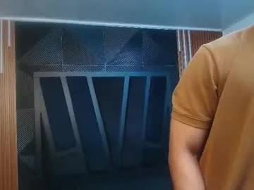 noah_clarkk on Chaturbate