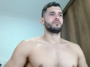 noah_jhonsonn on Chaturbate