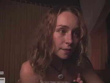 ohmymojo — #strapon #nonbinary #chill #natural #hairyarmpits