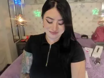 paulinabelen21 on Chaturbate