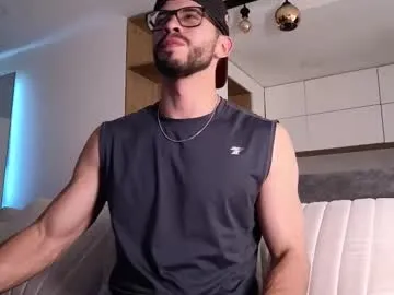 phantom_bigger1 — Strong Energy Big Cum  #latino #cum #muscle #lovense #ass [1500 tokens remaining]