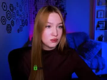 playful_sophie on Chaturbate