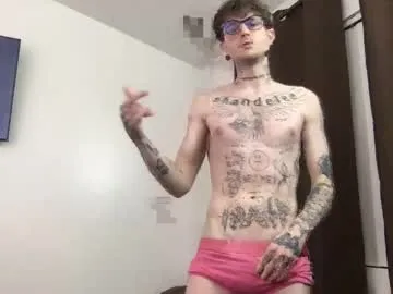 prettyboyszn on Chaturbate