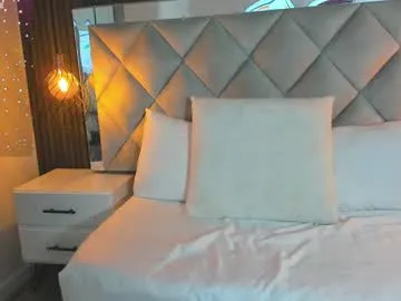 real_doncella_pussy — GOAL: KISSES FOR YOU [18 tokens remaining] Hi sexy, I want to have innocent fun, come and play  #nonude #cute #natural #hairy #18