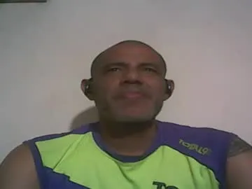 retlam37 on Chaturbate