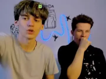 rico_steel — GOAL: cumshow in public [7445 tokens remaining] Welcome to my room! #feet #pvt #18 #ticket #muscles