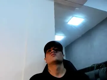 roan_birkin on Chaturbate