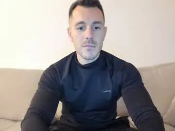 roberto4ever on Chaturbate