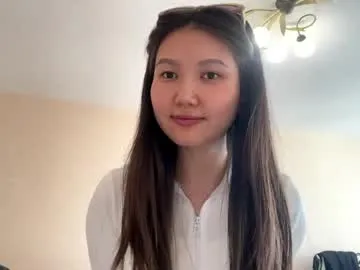 roycelombard — Goal - touch up my lips  | Hello guys welcome to my room my name is Aika i am #new #18 y.o. #shy model with #natural body and #asian face [0 tokens remaining]