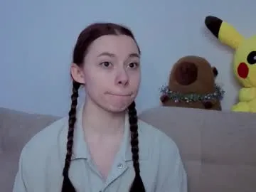 roygeers — GOAL: Gently touch my thighs [23 tokens remaining] Hello everyone, my name is Alica :3 #bigboobs #teen #18 #lovense #new