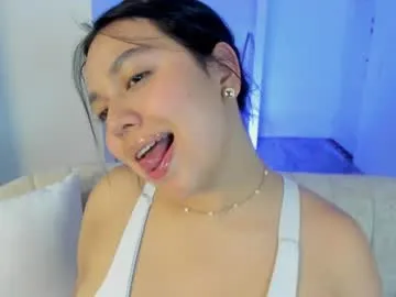 rubyhlowe — GOAL: mouth in closeup [39 tokens remaining] show saliva #longtongue #saliva #braces #deepthroat #18