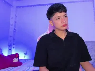 santi_ll — show cum #latin #18 #new #young #slim  [777 tokens remaining]