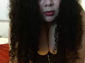 Freechat sarahbowiie on Chaturbate