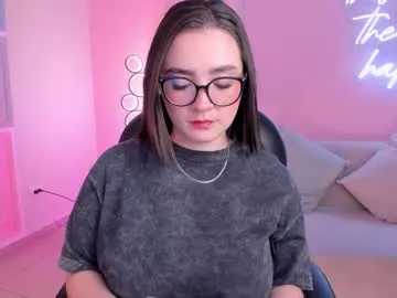 sarahrhodes_ on Chaturbate