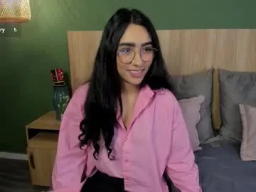 scarlett25__ on Chaturbate